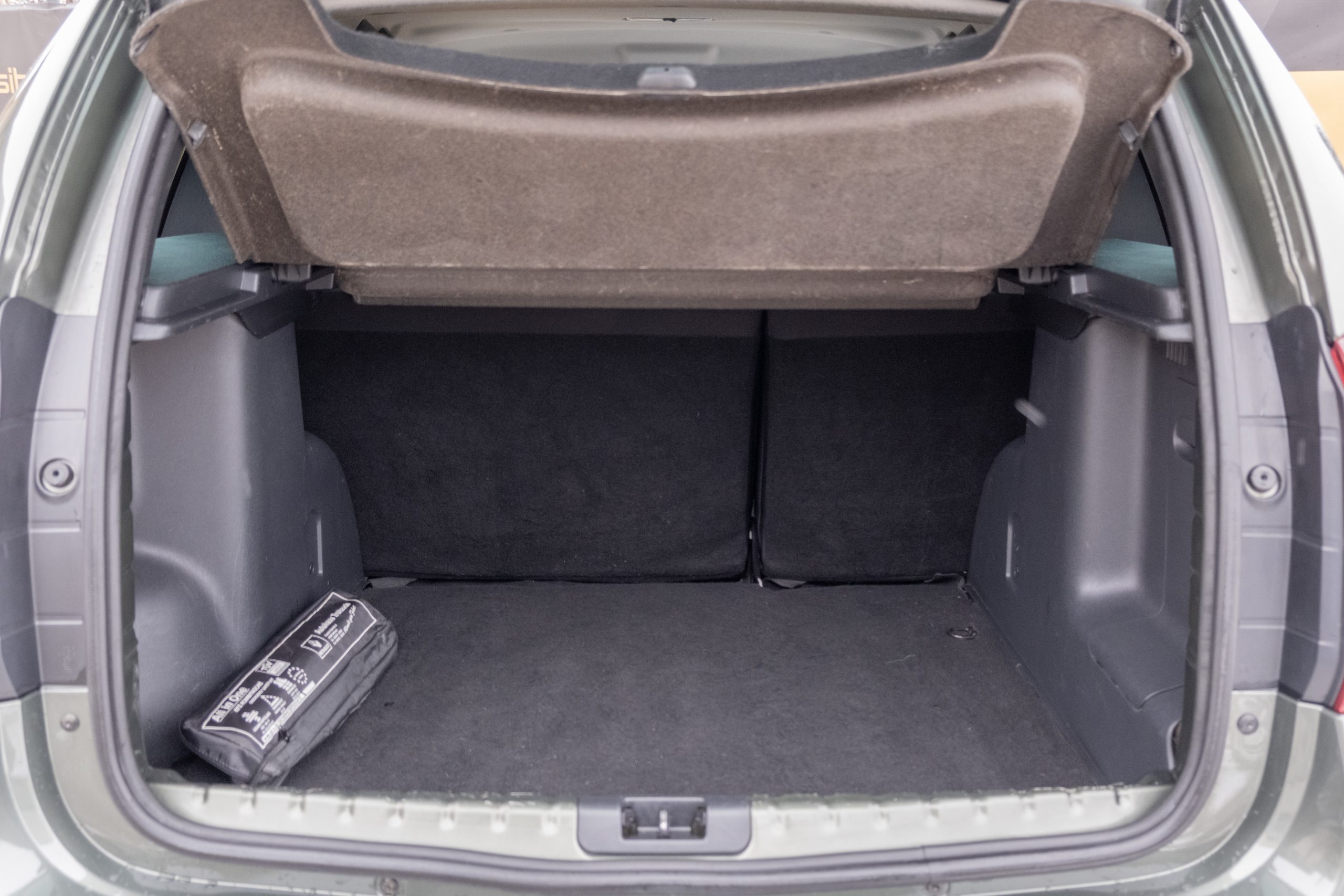 DACIA DUSTER 1.6 16V PRESTIGE 4X2
