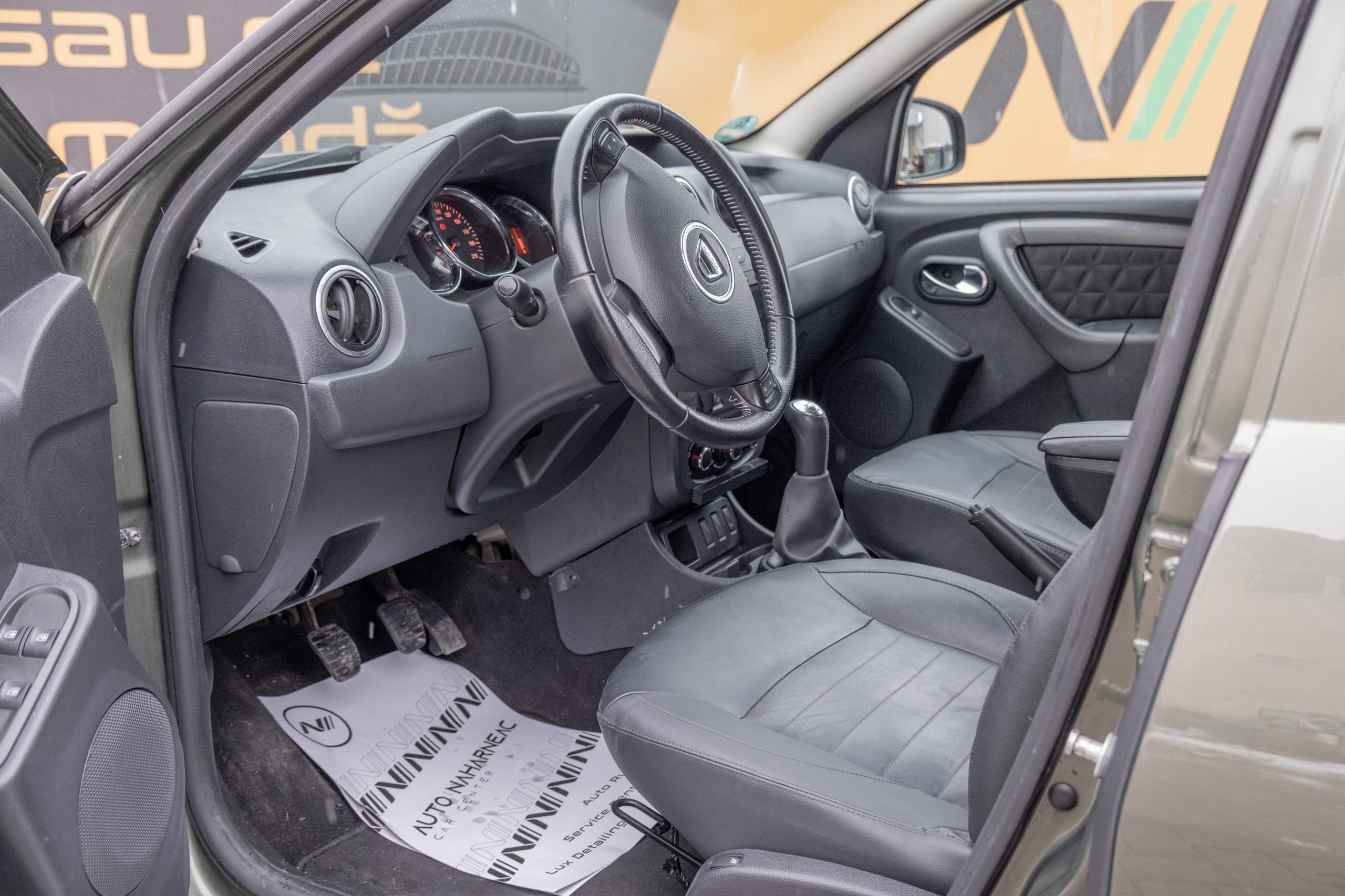 DACIA DUSTER 1.6 16V PRESTIGE 4X2