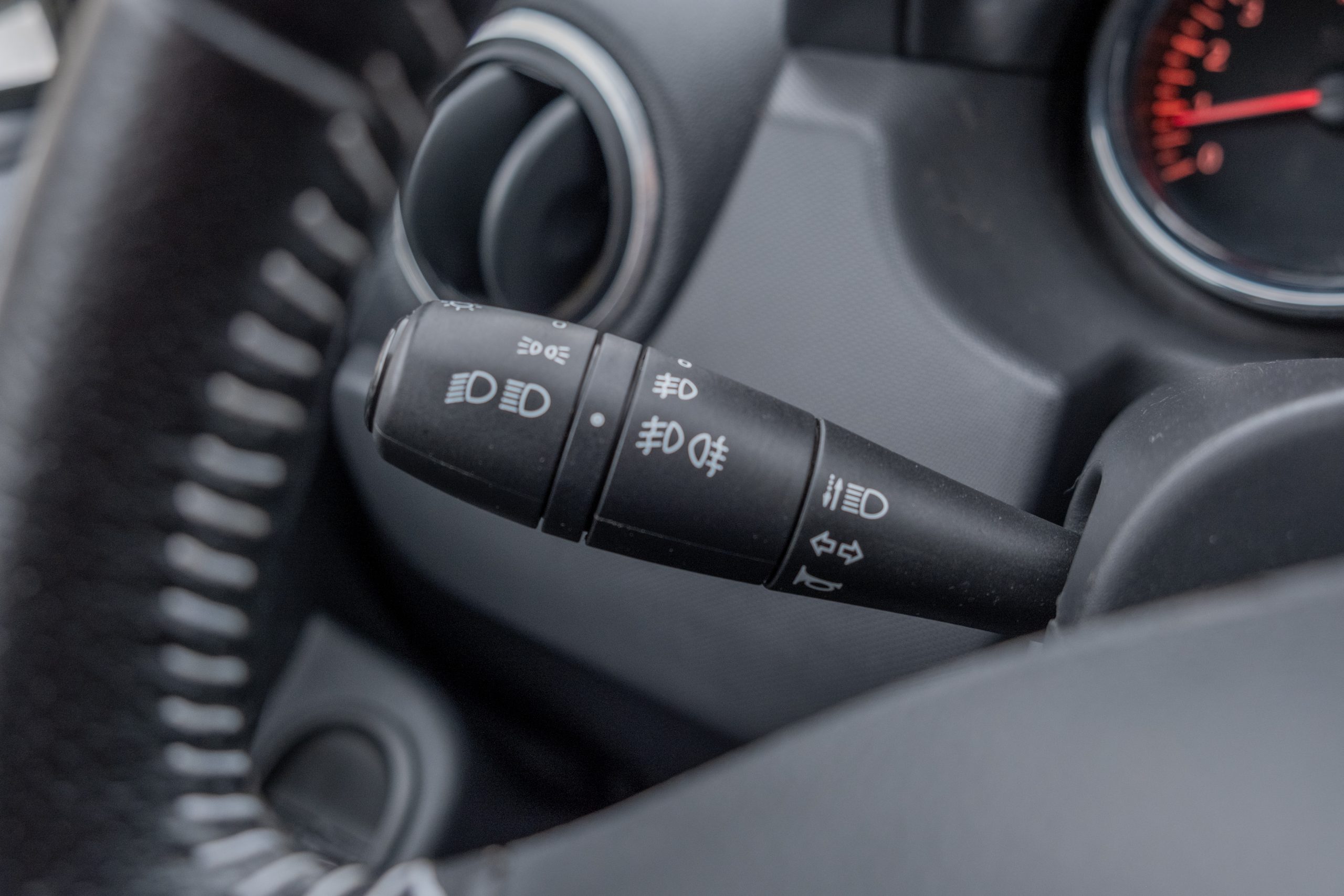 DACIA DUSTER 1.6 16V PRESTIGE 4X2